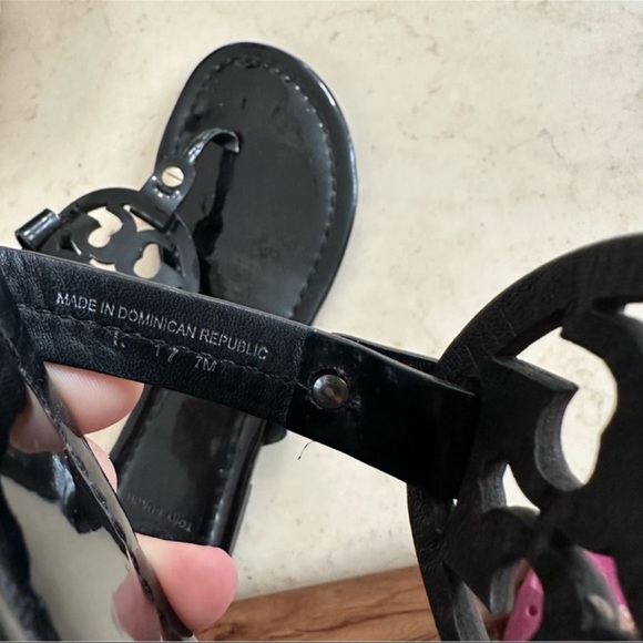 Tory Burch Miller Sandals Patent Leather Black size 7 - Picture 6 of 8